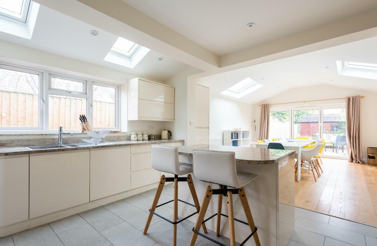 The Canary Way - Contemporary 4Bdr Home With Parking Oxford Eksteriør billede