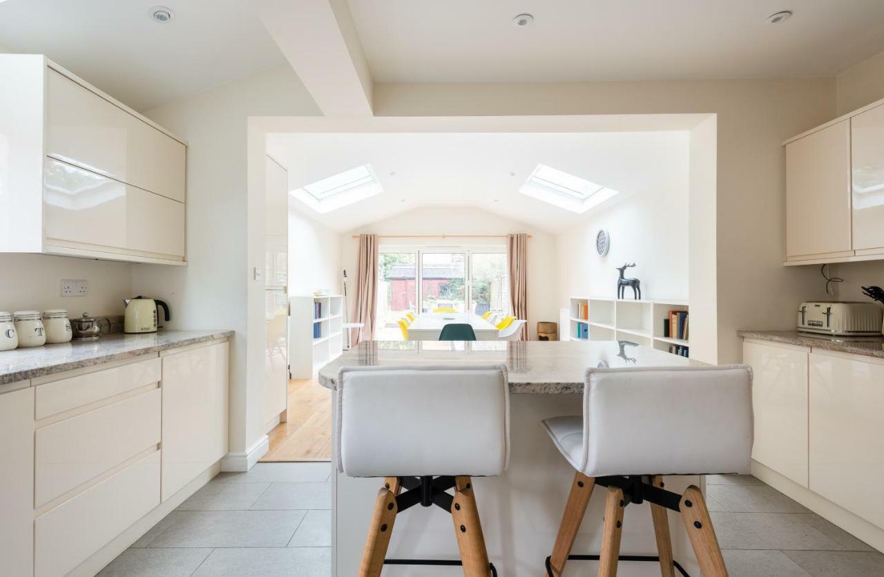 The Canary Way - Contemporary 4Bdr Home With Parking Oxford Eksteriør billede